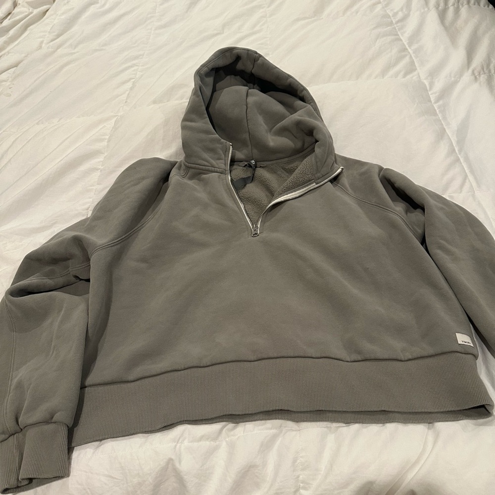 Vuori Women’s Olive Zip-Up Hoodie Sweater